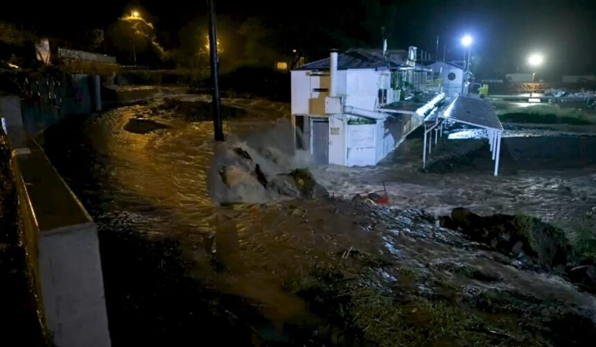 La tempête tropicale Philippe, qui a frôlé la Guadeloupe le 3 octobre 2023, a provoqué des inondations généralisées sur l'archipel