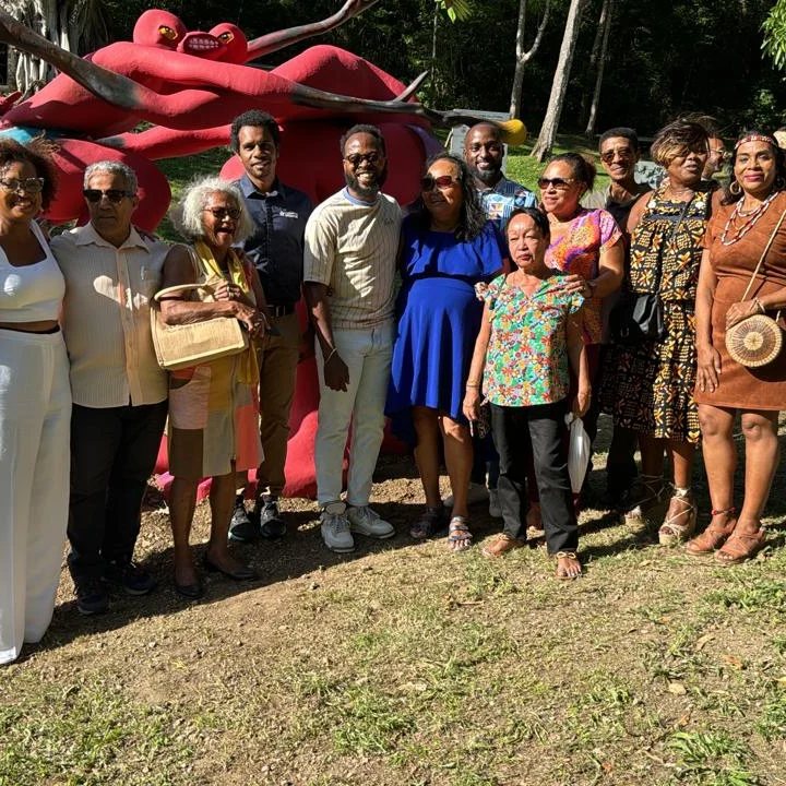 Vernissage le 17 février 2024 de L'Accolade, oeuvre de Ronald Cyrille, visible jusqu'à mai aux Monts Caraïbes à Gourbeyre. Photo : FB Ronald Cyrille