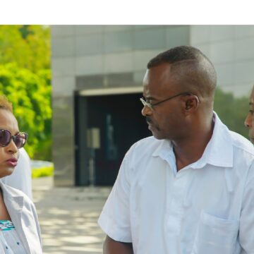 Photo d’archive. De gauche à droite : Laurella Rinçon, ex directrice générale du Mémorial acte, Ary Chalus président du conseil d’administration, et son prédécesseur Georges Brédent. Mémorial acte, novembre 2019. Photo : Mémorial ACTe