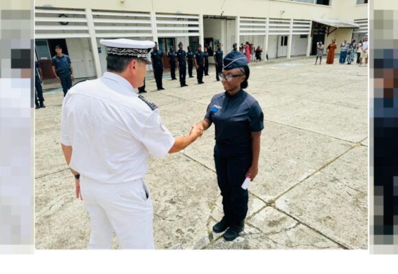 Une recrue de la 153e promotion de policiers adjoints lors de la cérémonie de fin de formation aux Abymes le 21 août. Photo : Police nationale de la Guadeloupe