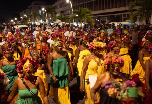 Photo d'illustration. Carnavaliers au Boulevard Légitimus à Pointe-à-Pitre.
