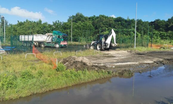 Début des travaux de rénovation au terrain de basket du complexe Michel Benjamin à Lauricisque. Photo: La Ville de Pointe-à-Pitre